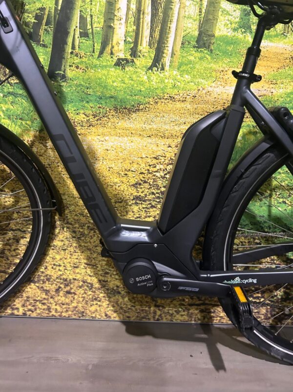Cube TOURING SLATEBLACK/LUNAR Zwart Mat Dames 2022-50 cm - Afbeelding 4